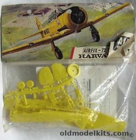 Airfix 1/72 North American Harvard II (T-6 Texan) - Bagged, 112 plastic model kit